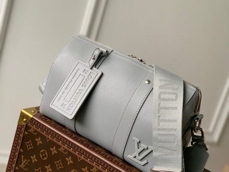 EH - Louis Vuitton Women Bags - 3820 on Sale